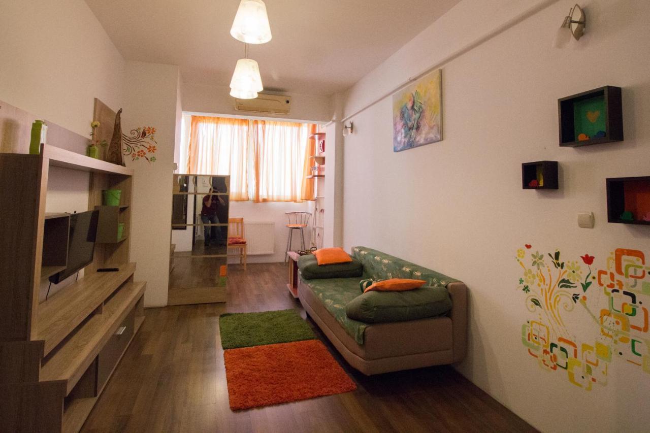 Intim Studio Flat Arad Extérieur photo
