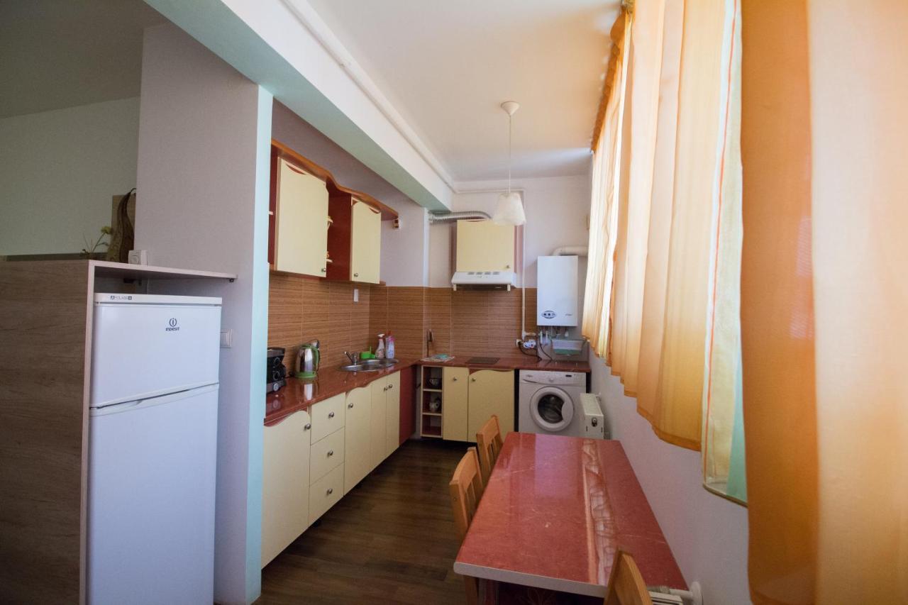 Intim Studio Flat Arad Extérieur photo